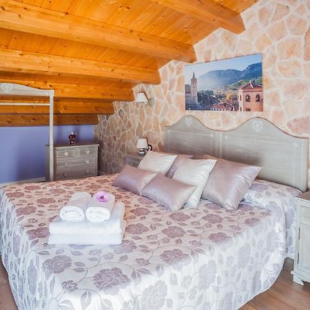 Apartamentos Rurales Millan La Mata de los Olmos Esterno foto